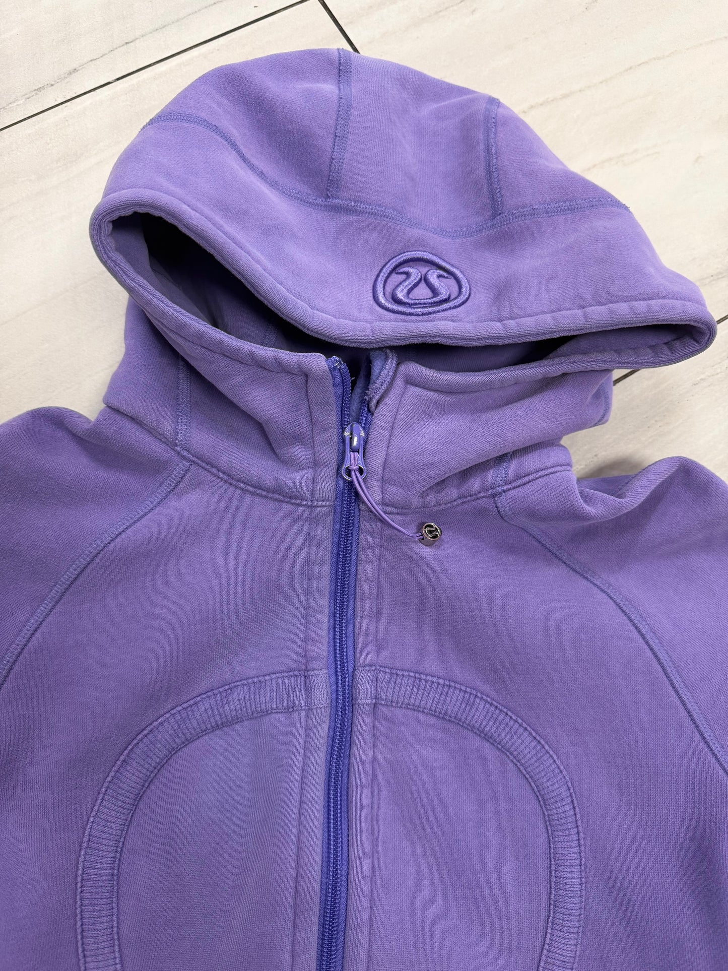 lululemon Scuba Full-Zip Hoodie size 8 ( M)