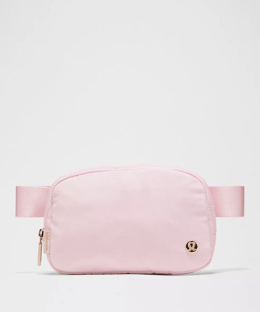 Lululemon Everywhere Belt Bag 1L – Light Pink
